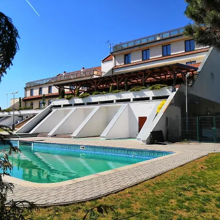 Hotell Berounka Hrebecniky